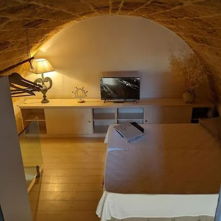 Palazzetto In 아파트 루파노